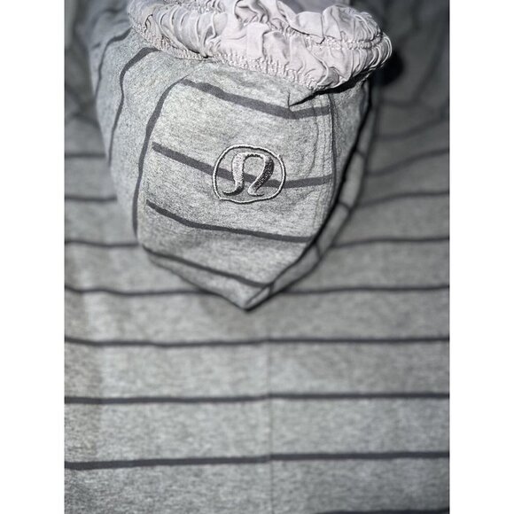 Lululemon Movement Jacket Cayman Stripe Heathered Grey Size M - Picture 7 of 14